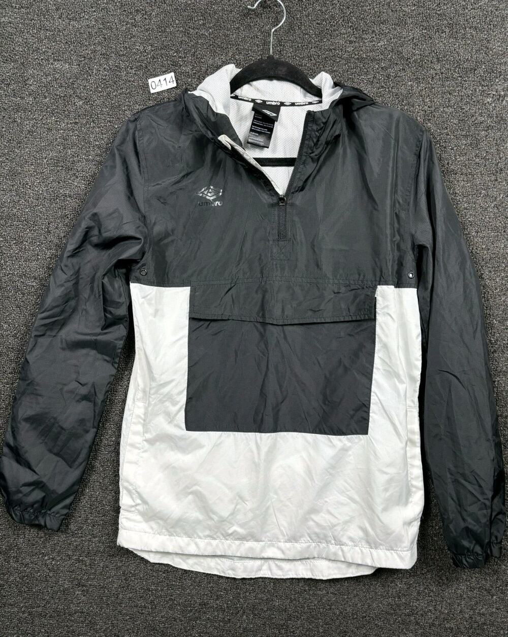 Umbro Youth Boys Woven 1/4 Jacket Size XL Zip Pullover Perfomance Hooded 16-18